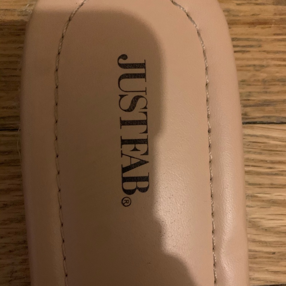 Sandals - Picture 2 of 3